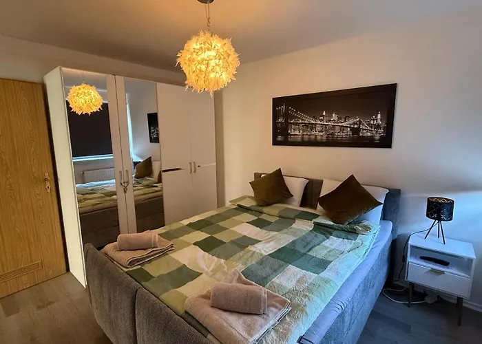 Ferienappartment In Zentraler Lage アパート *