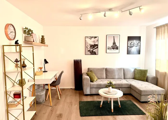 Ferienappartment In Zentraler Lage *